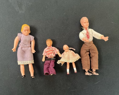 Vintage dolls house - vintage,