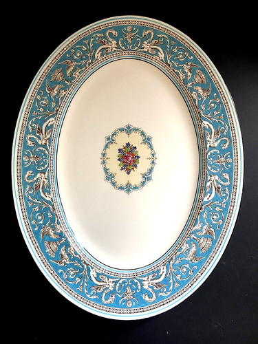 Wedgwood florentine bone - ,