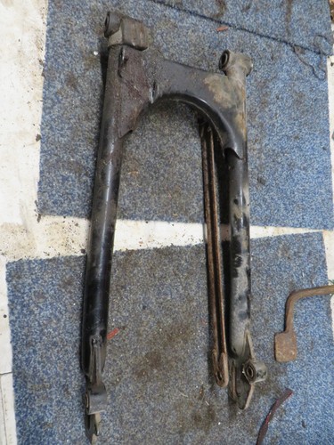 Yamaha rd125dx swinging arm - swinging,