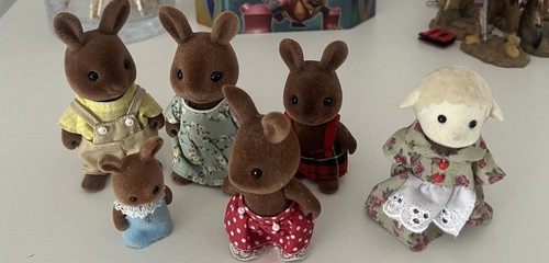 Sylvanian families wildwood - families,
