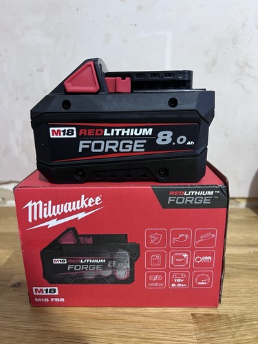 Milwaukee m18 8ah - milwaukee, forge