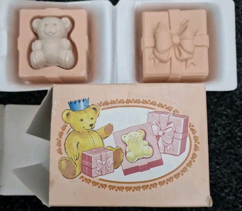 Vintage avon bear box - vintage,