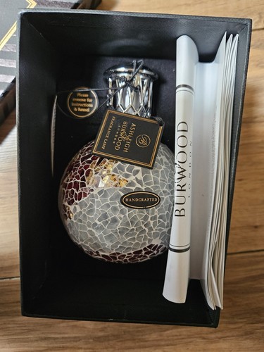 Ashleigh burwood london - ashleigh,