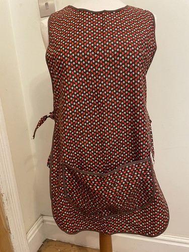 Vintage apron pinafore - , hearts