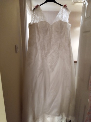 Plus size wedding dress - size,