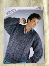 Wendy Dolce Mia knitting