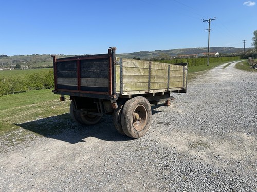 Ton tipping trailer - ton,