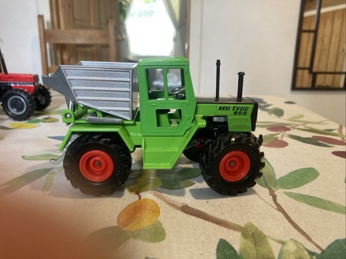 Siku trac 800 die cast - trac,