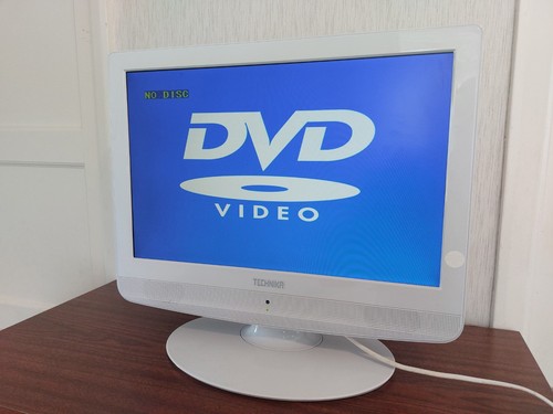 Technika white lcd tv - 19",