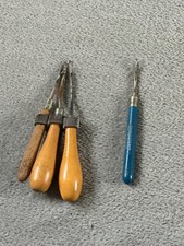 VINTAGE BUNDLE RAG RUG MAKING LATCH HOOKING TOOLS WOODEN HANDLES