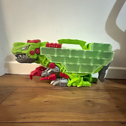 Transforming dinosaur action - transforming,