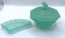 c 1935 Art Deco Uranium green