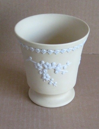 Wedgwood yellow jasperware - wedgwood,