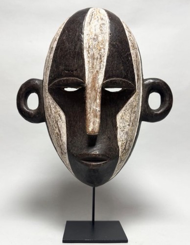 Antique boa pongdudu war mask - antique,