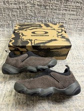 Size 8.5 - Oakley Team Factory