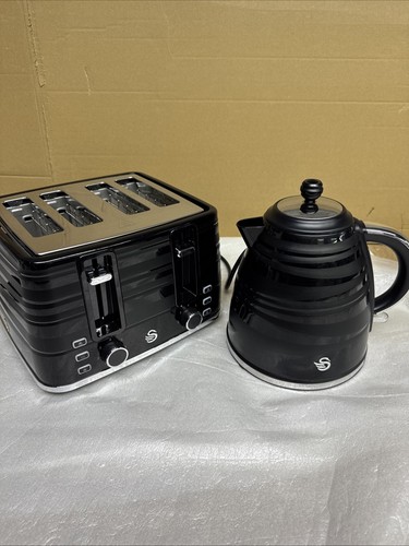 Swan kettle toaster 4 - kettle,
