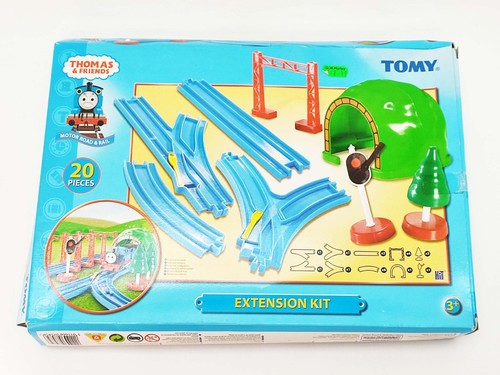 2005 tomy hit thomas - tomy, &