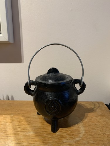 Mini cast iron three legged - mini,
