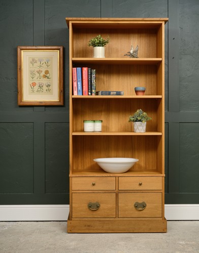 Laura ashey garrat bookcase - laura,