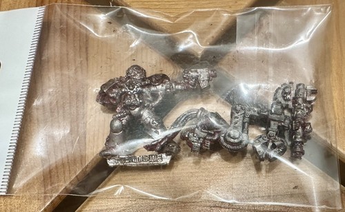 Techmarine space marine - techmarine,