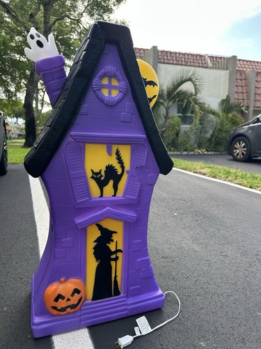 Cracker barrel haunted house - cracker,