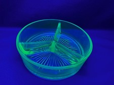Uranium Glass Star Serving Dish 3 Split in Green Depression Glows Vintage USA AU