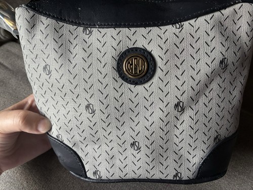 Women medium gray and - medium,