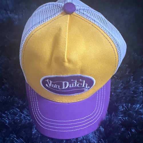 Brand new von - dutch, trucker