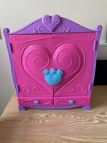 Build bear wardrobe with - bear,