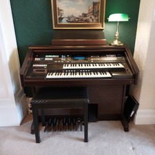 Technics GA1 Electric Organ, VGC with original stool, manuals and extras