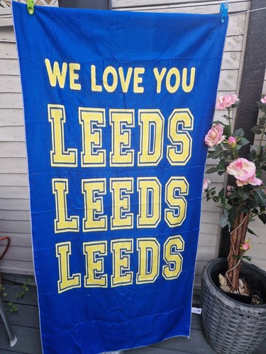 Leeds utd towel - utd, bath