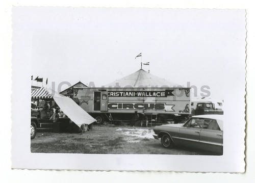 Cristiani wallace circus - wallace,