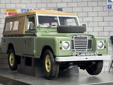 1:18 *BOXED* REVELL LAND ROVER SERIES III 109  Soft Top Green MODEL CAR! *28500*