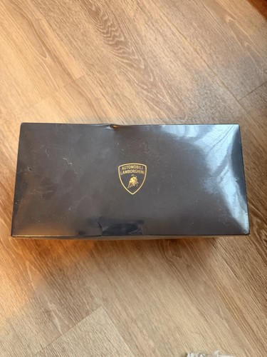 Genuine lamborghini urus - lamborghini,