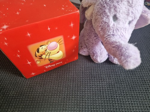 Vtg disney store - disney, lumpy