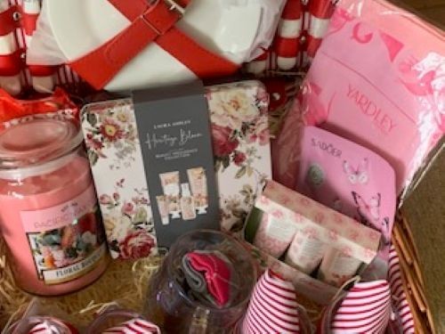 Wicker picnic hamper - wicker,