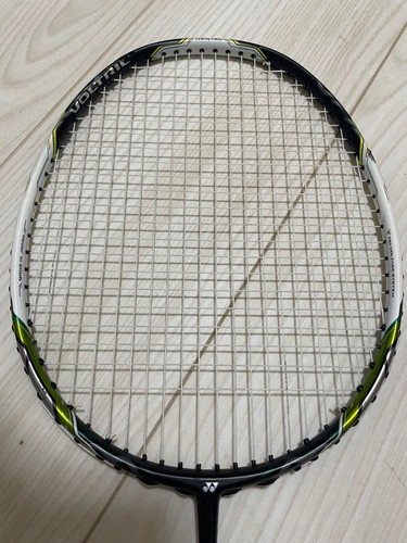 Yonex voltric zforce badminton - yonex,