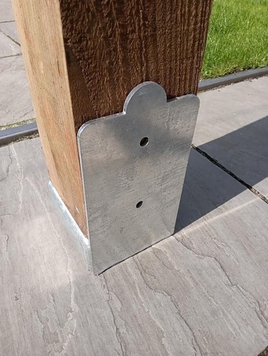 Fence post pergola - post, bolt
