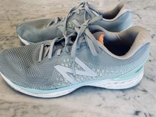 New Balance Women’s 9