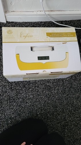 Anna griffin embossing and die - anna,