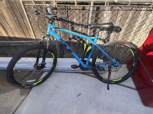 Aggressor pro mountain bike - pro,