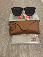 Ray-Ban Wayfarer Sunglasses Black