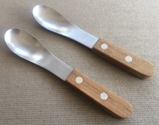 2 Teaspoons RARE Farmers