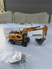 Liebherr 920 A Rubber Duck