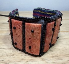 Para coral bracelet hand - coral,