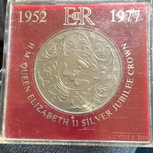 Queen elizabeth silver - queen,