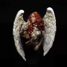 UK SELLER-1:10 SCALE-RESIN BUST-SAINT WARRIOR-FREE FAST P+P
