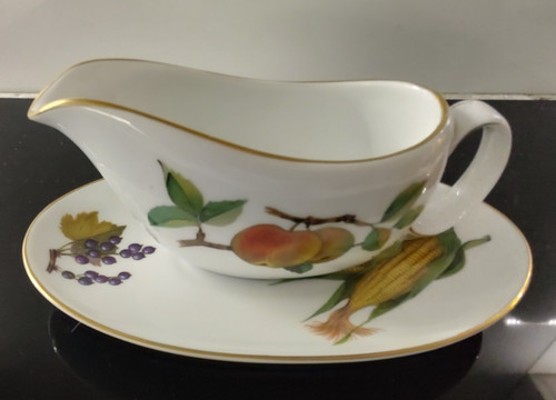 Royal worcester evesham gold - worcester,