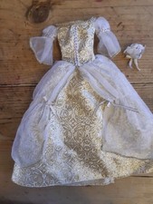Vintage 2005 Barbie Cinderella Wedding Dress and bouquet 