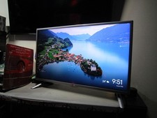 Working LG 32” Class